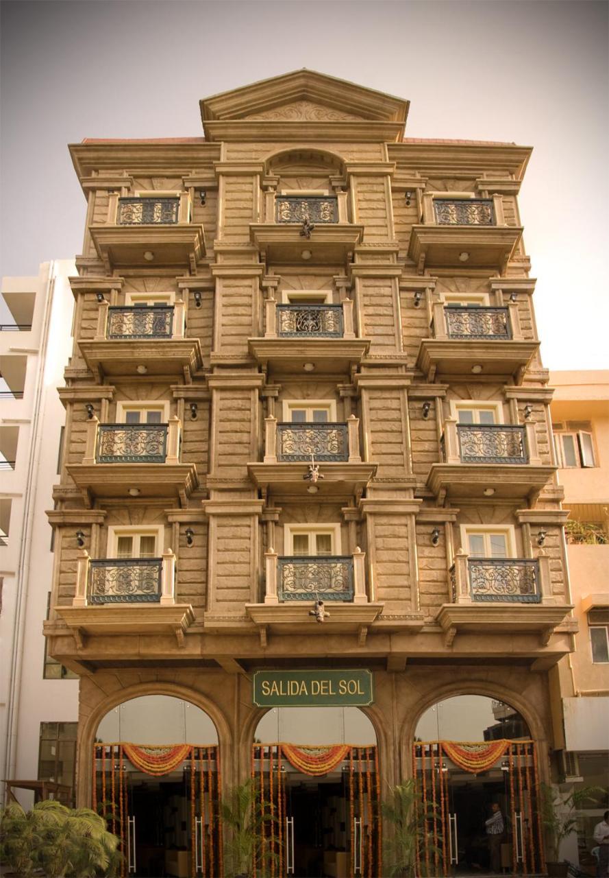 Salida Del Sol Hotel Pangim Exterior foto